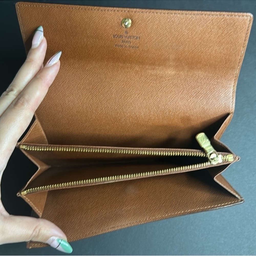 Louis Vuitton ‘Sarah’ Wallet - Picture 7 of 15